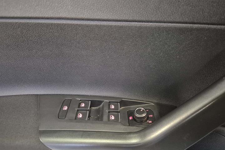 Grå VW Polo fra 2018