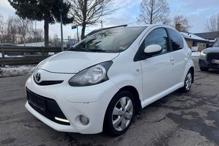 undefined Toyota Aygo fra 2012 set udefra