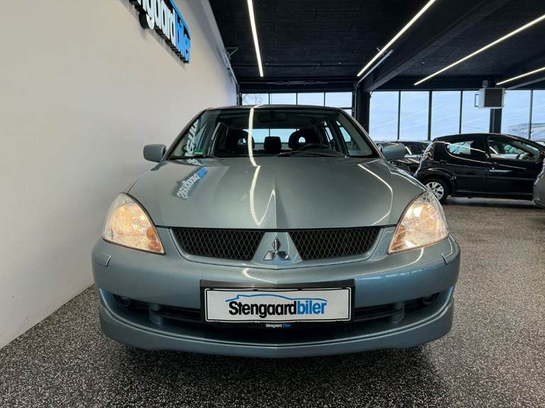 Mitsubishi Lancer 1,6 Comfort stc.