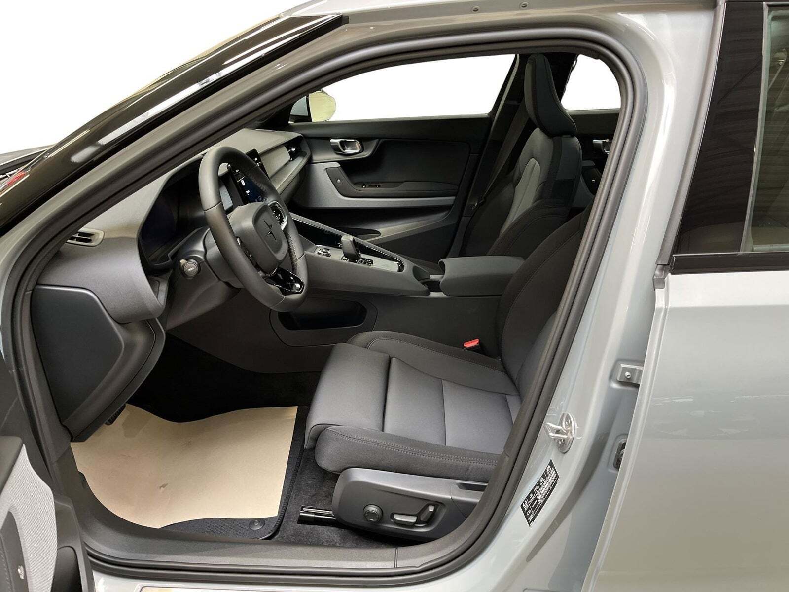 Polestar 2 Long Range