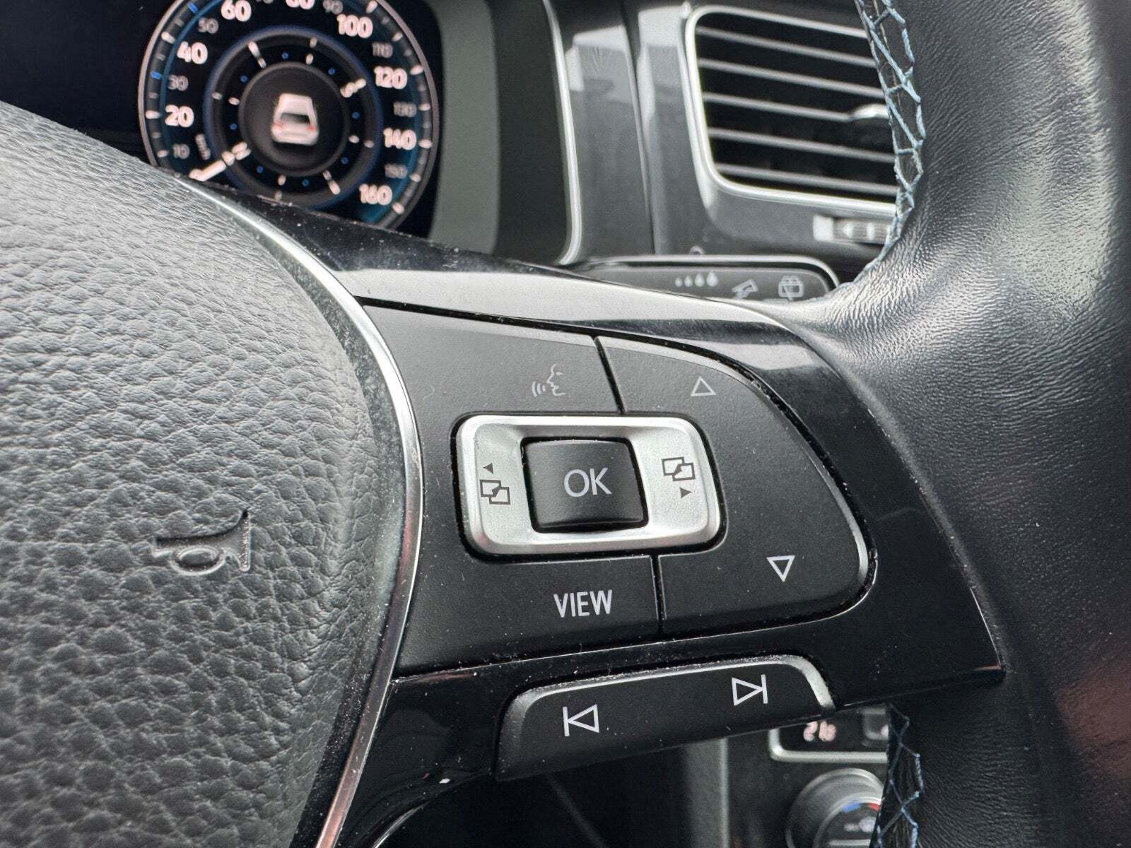 Sort VW e-Golf VII fra 2019