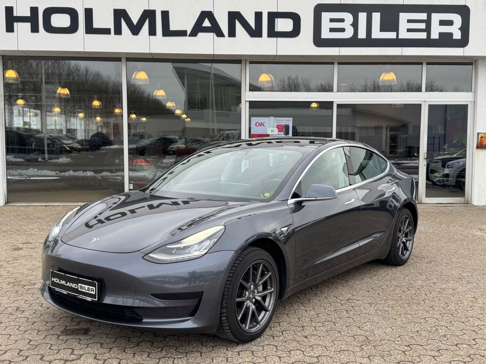 Tesla Model 3 Standard Range+ RWD