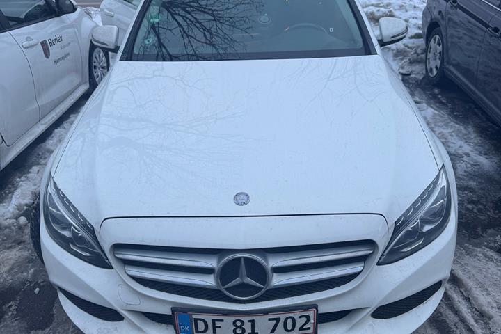 Hvid Mercedes C-Klasse fra 2015