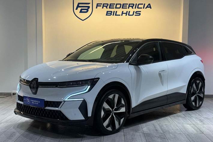 Hvid Renault Megane E-Tech fra 2024 set udefra