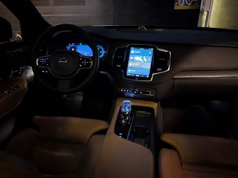 Volvo XC90 2,0 T8 ReCharge Ultimate Dark aut. AWD 7prs
