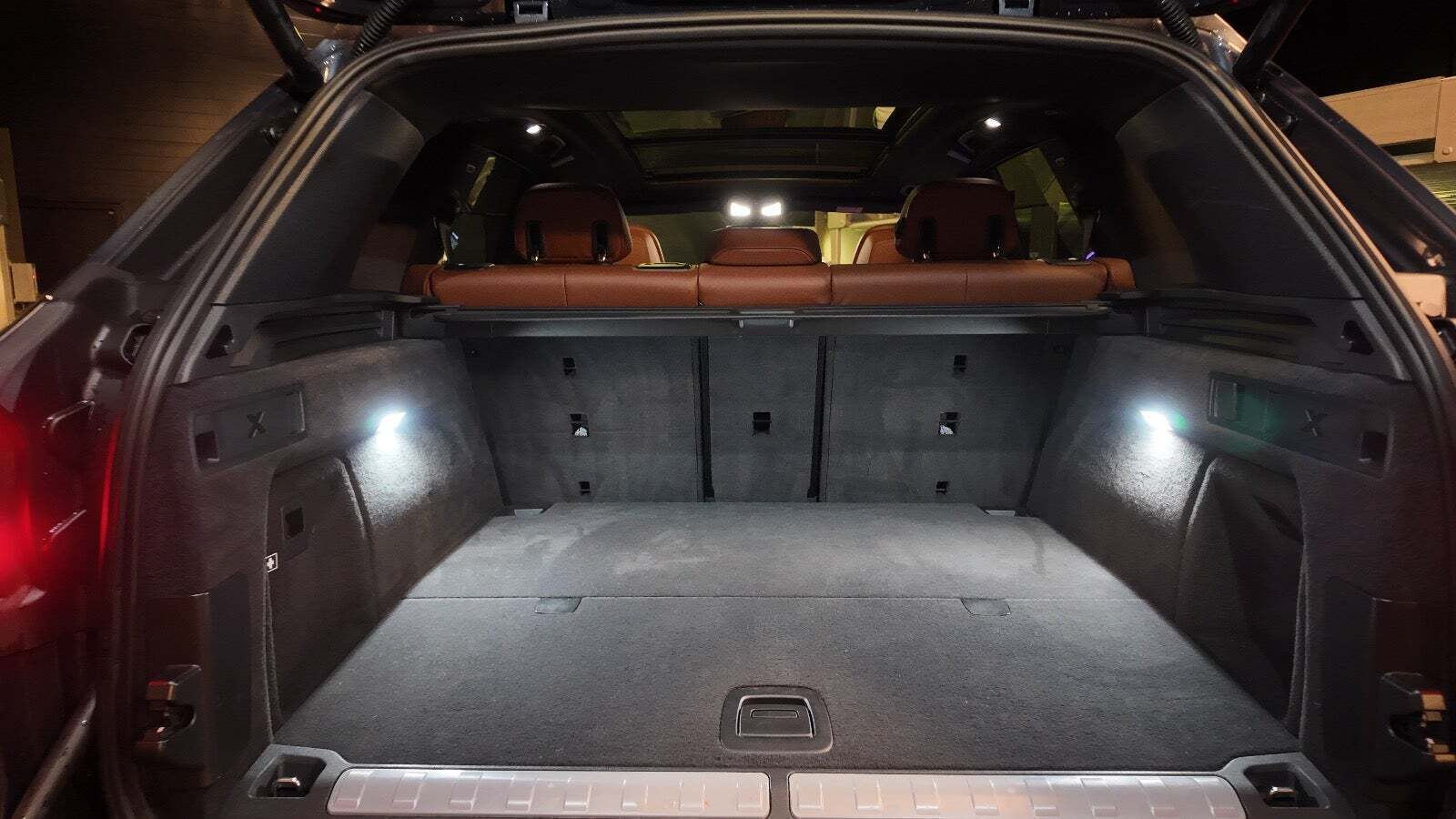 Grå BMW X5 fra 2022