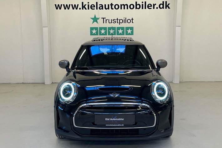 Sort Mini Cooper SE fra 2022