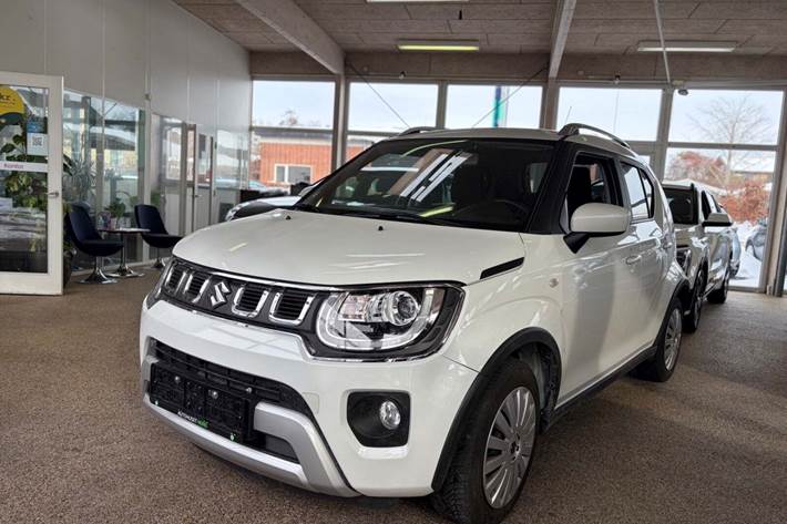 Hvid Suzuki Ignis fra 2025 set udefra
