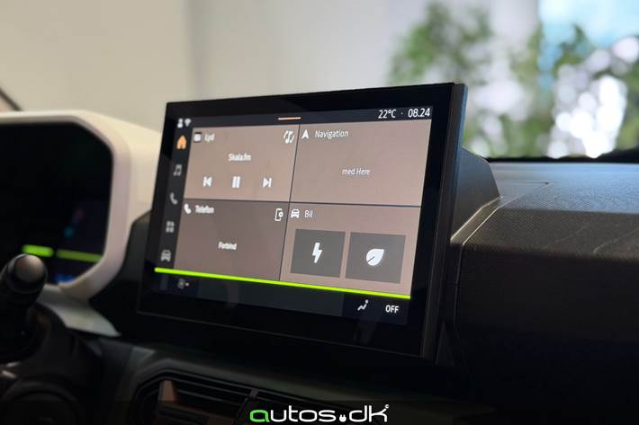 Orange Dacia Spring fra 2024