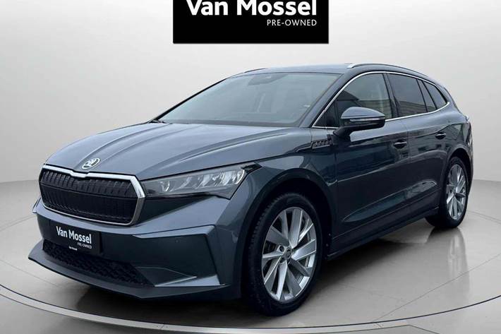 Grå Skoda Enyaq fra 2021 set udefra