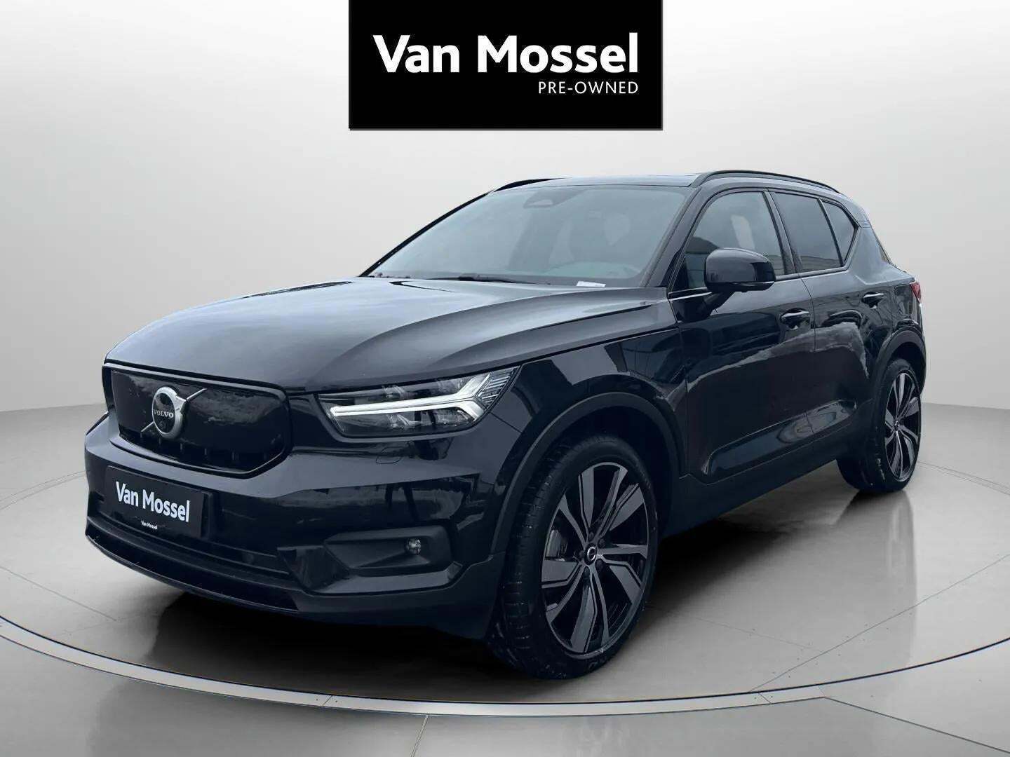Sort Volvo XC40 fra 2020
