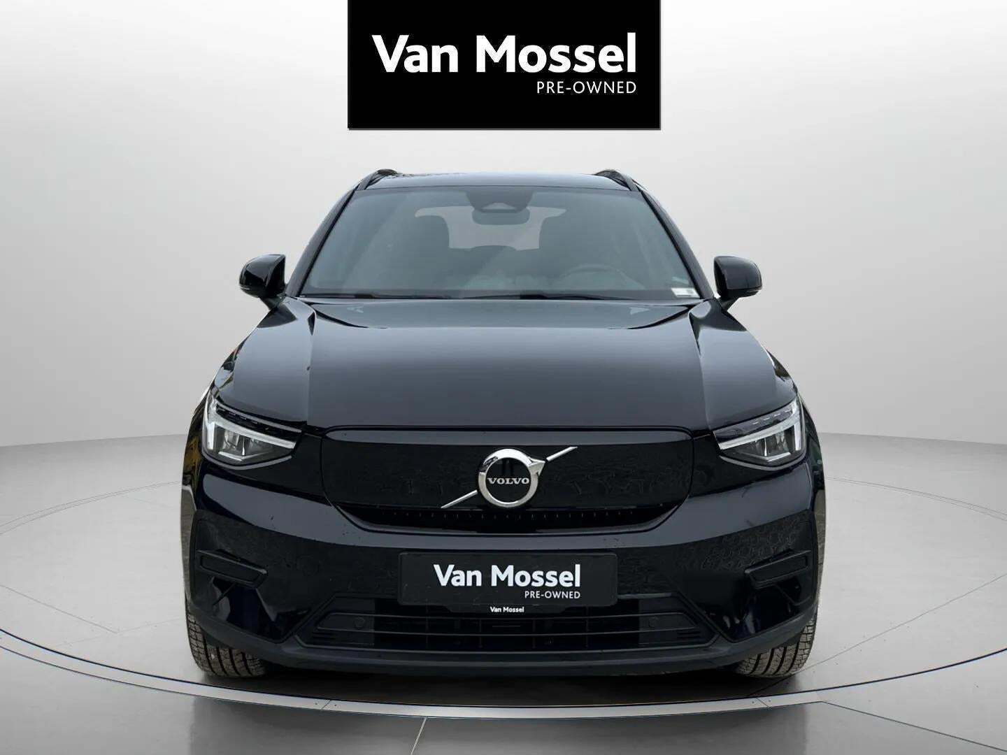 Volvo XC40 P6 ReCharge Core