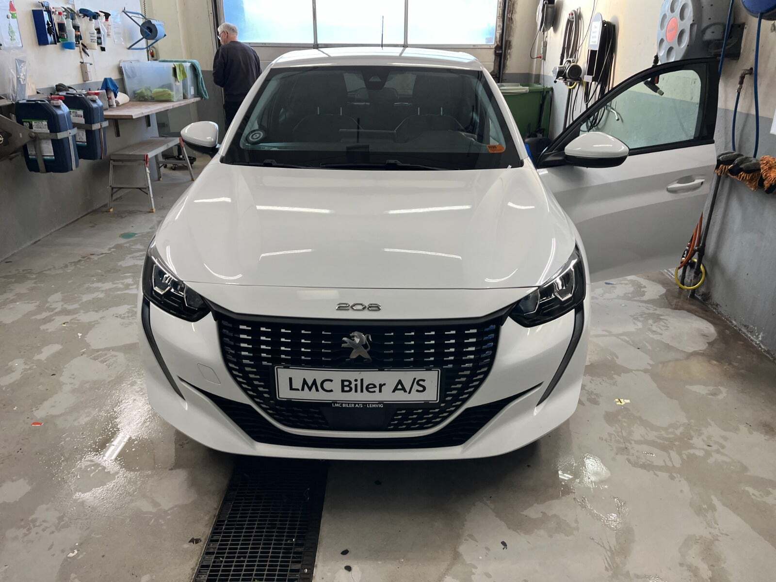 Peugeot 208 1,2 PureTech 100 Platin Sport