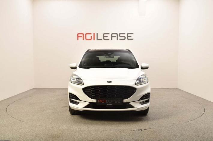 Hvid Ford Kuga fra 2021