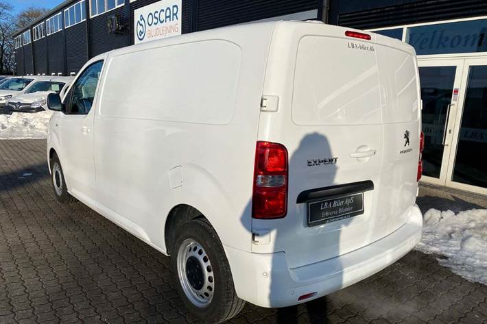 Hvid Peugeot Expert fra 2021