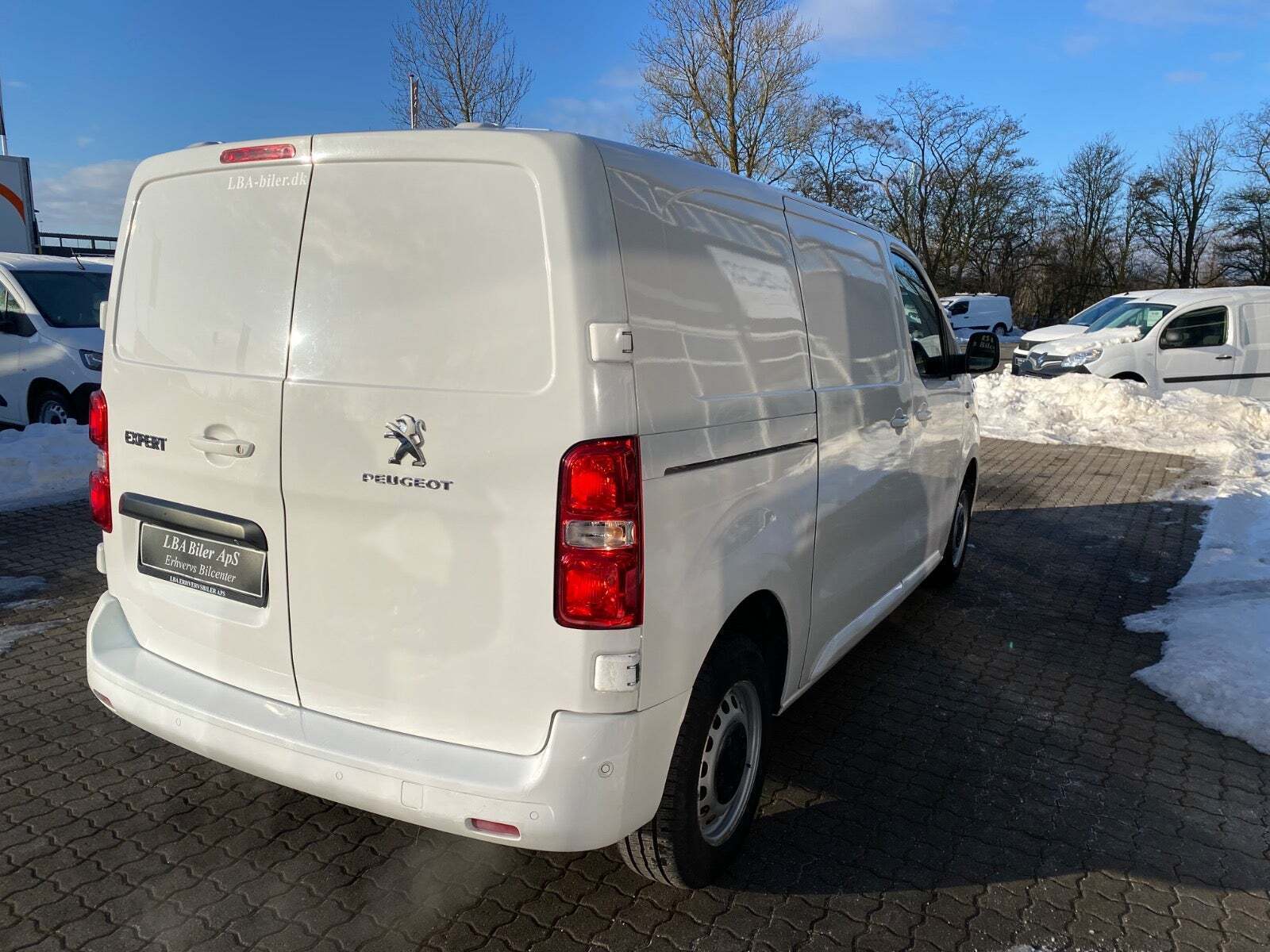 Hvid Peugeot Expert fra 2021