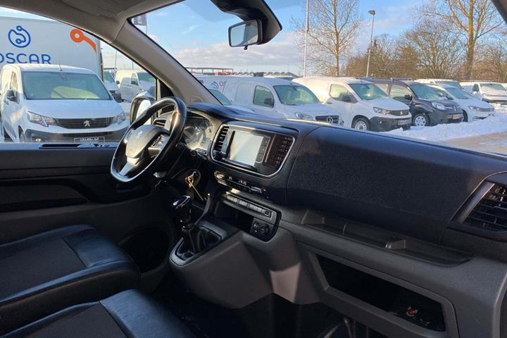Hvid Peugeot Expert fra 2021
