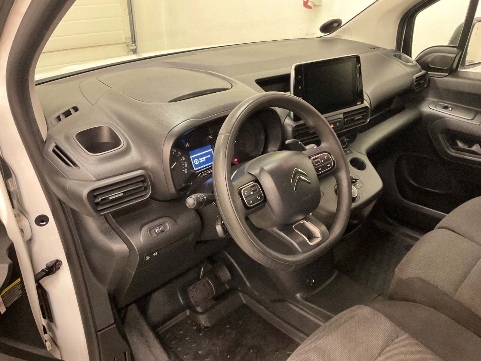 Hvid Citroën Berlingo fra 2020