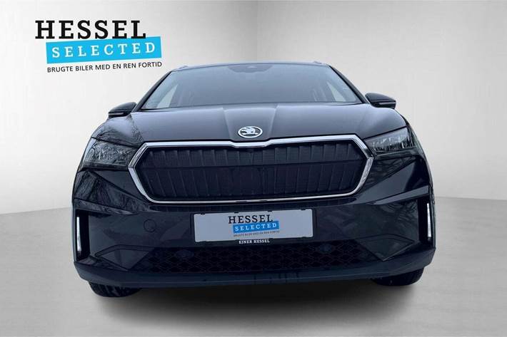 Sort Skoda Enyaq fra 2023