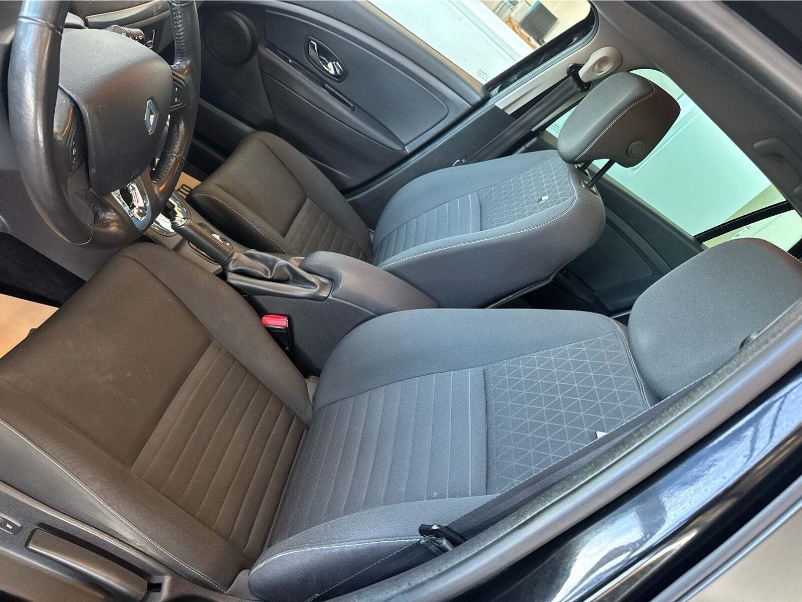 Sort Renault Megane III fra 2015