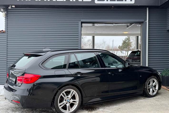 Sort BMW 320d fra 2019