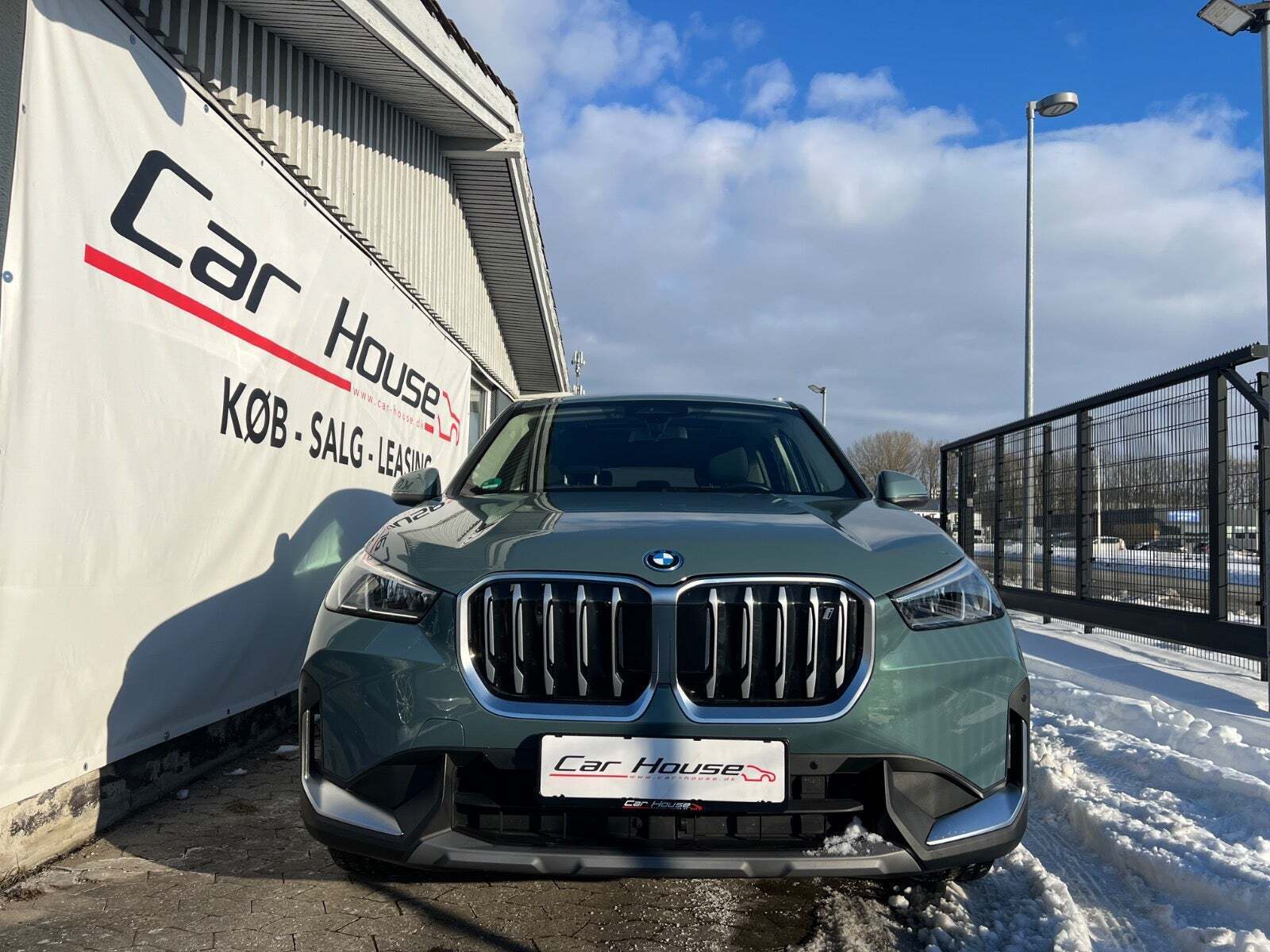 BMW iX1 xDrive30 Charged