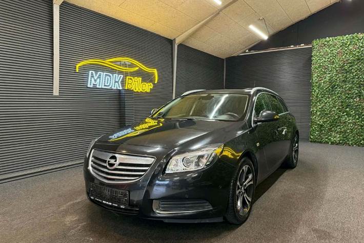 undefined Opel Insignia fra 2011