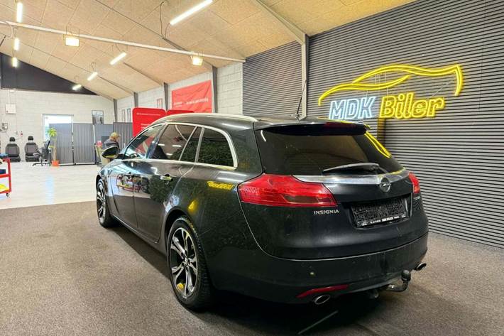 undefined Opel Insignia fra 2011