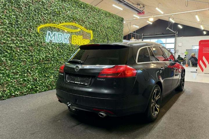 undefined Opel Insignia fra 2011