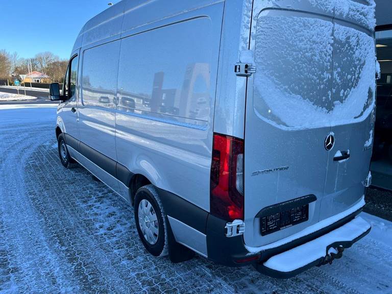 Mercedes Sprinter 316 2,2 CDi A2 Kassevogn aut. RWD