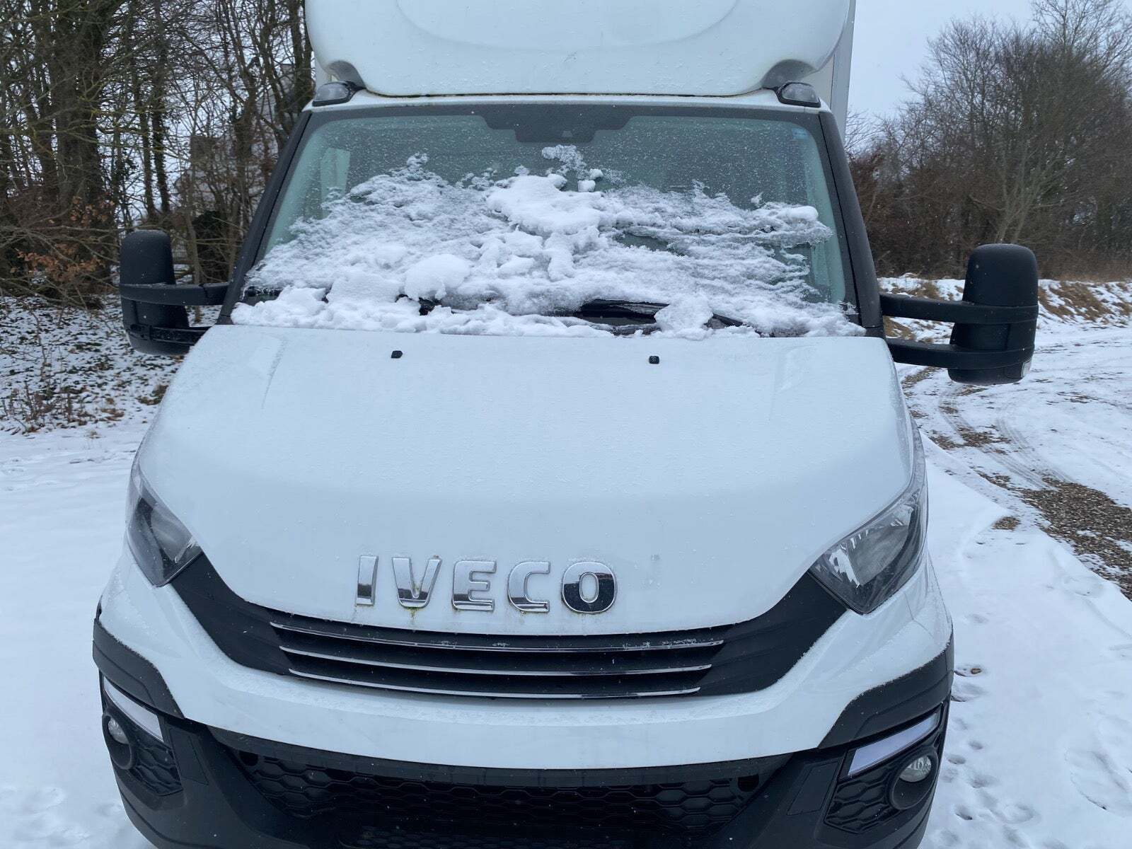 Iveco Daily 2,3 35S16 Alukasse m/lift AG8