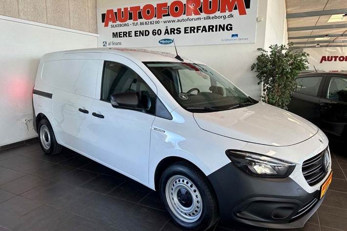 Hvid Mercedes eCitan fra 2023