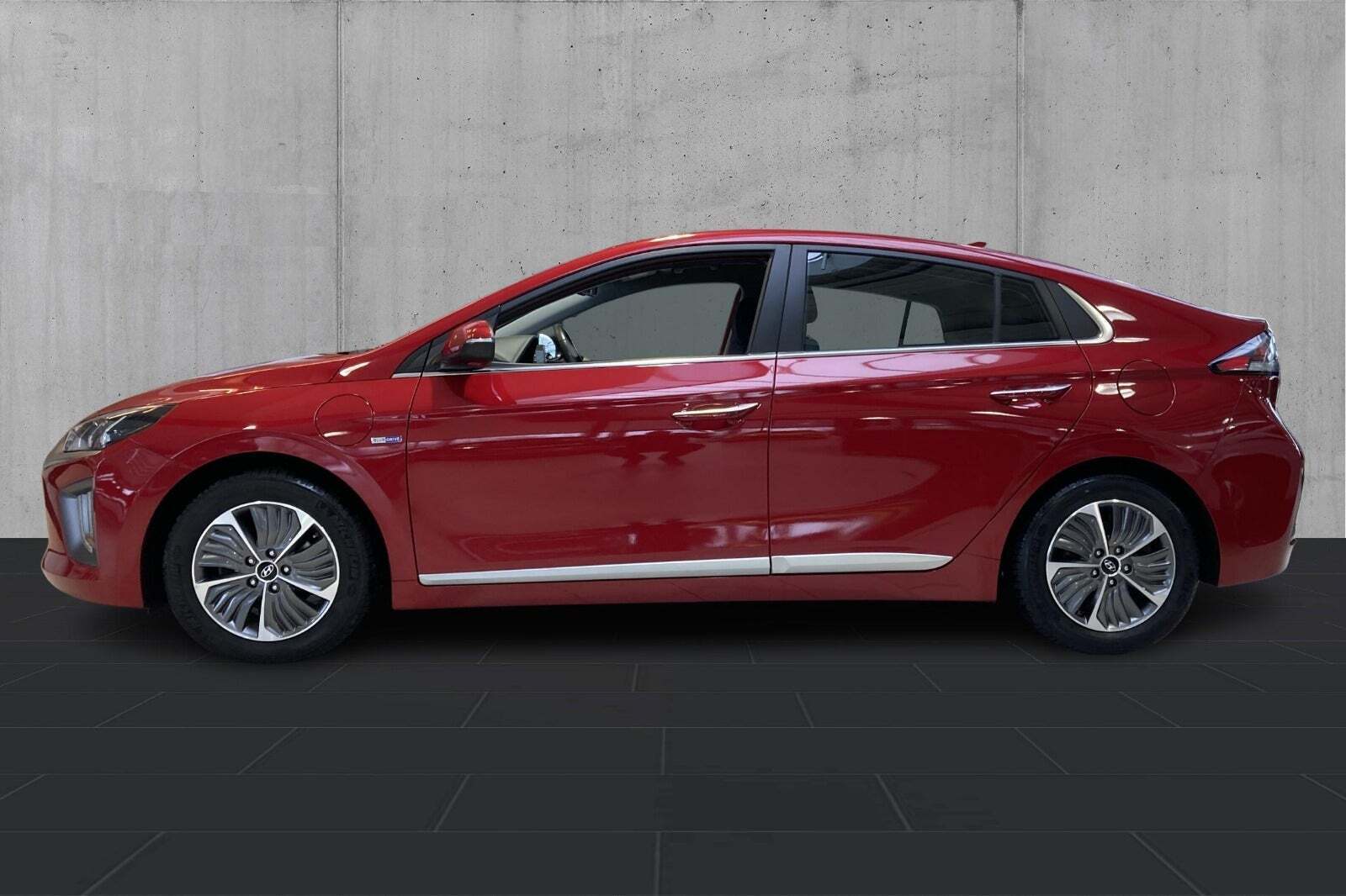 Hyundai Ioniq 1,6 PHEV Premium DCT