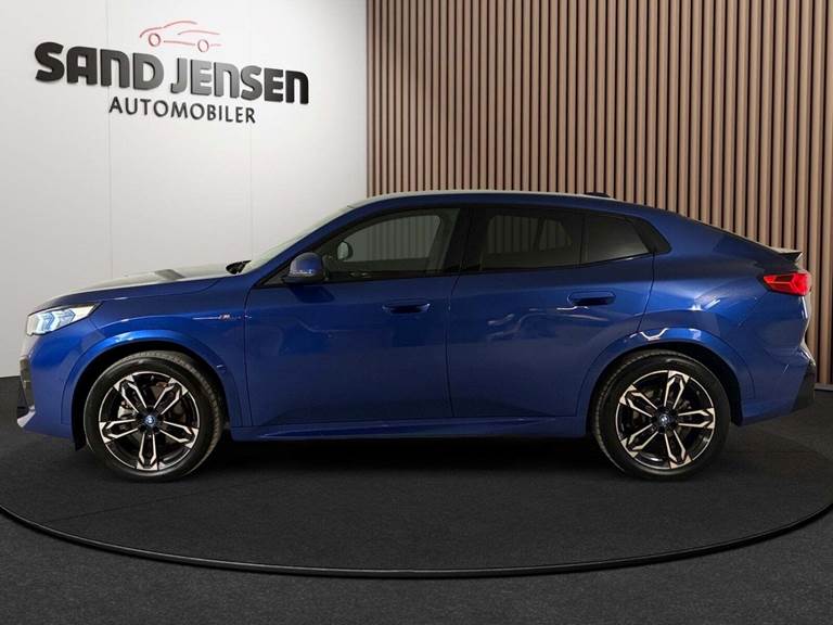 BMW iX2 xDrive30 M-Sport Premium