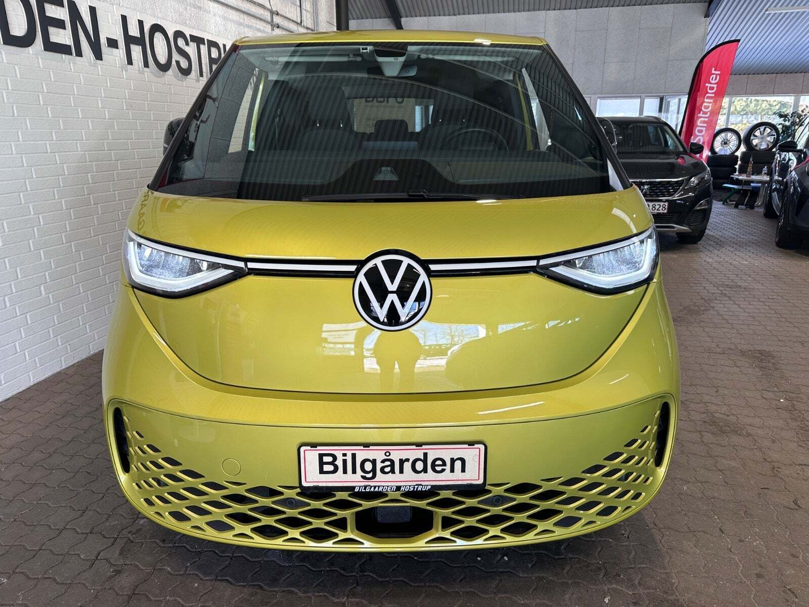 VW ID.Buzz 77 Pro SWB