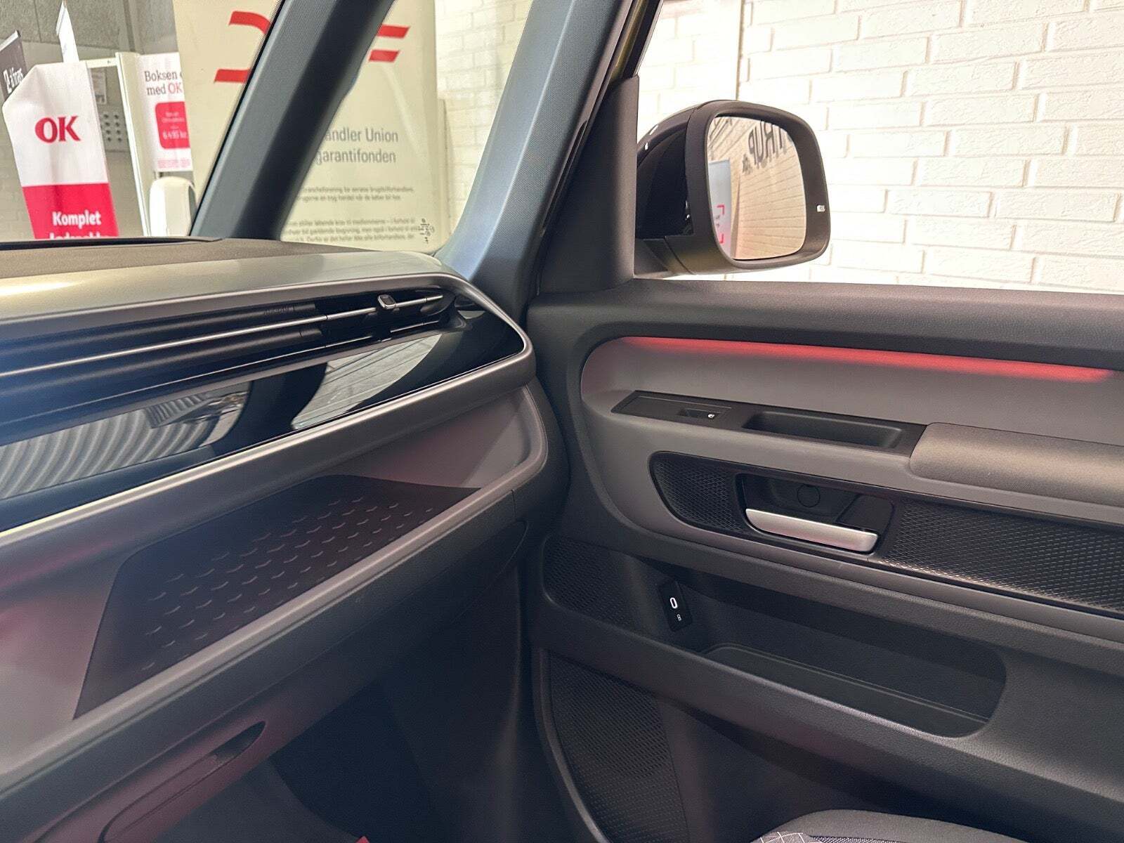 Gul VW ID.Buzz fra 2023