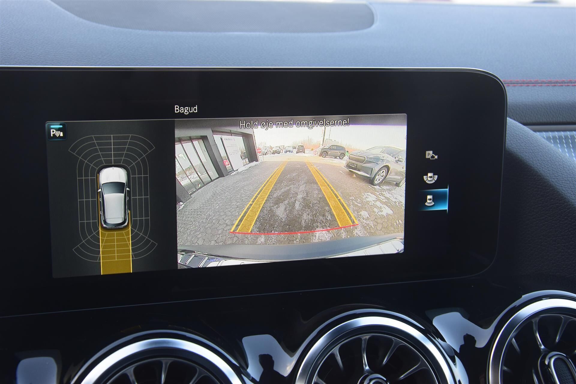 Sort Mercedes EQA 250+ fra 2024