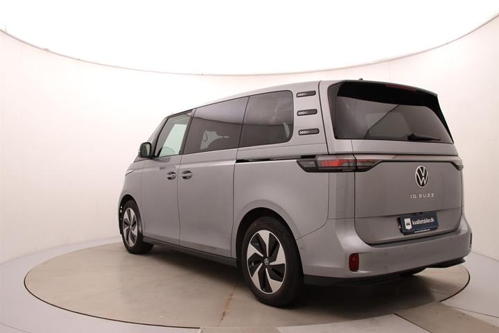 Sølv VW ID.Buzz fra 2023