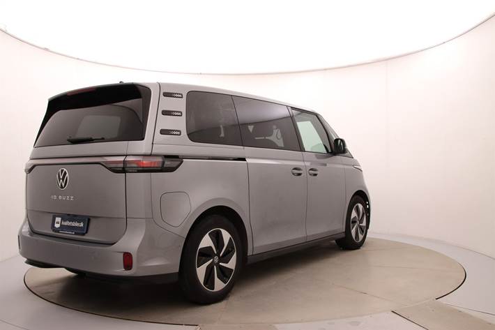 Sølv VW ID.Buzz fra 2023