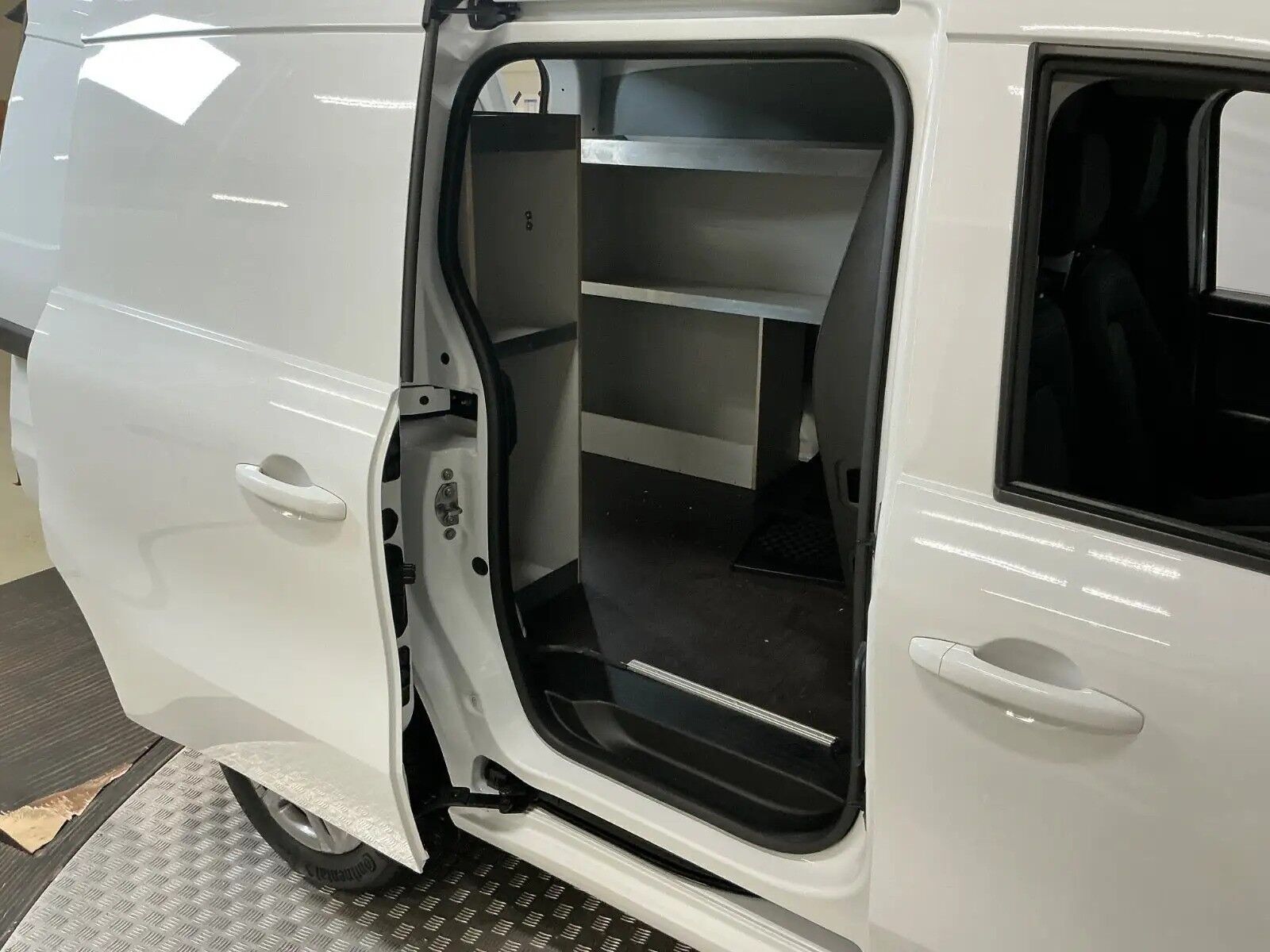 Hvid Mercedes Citan fra 2022