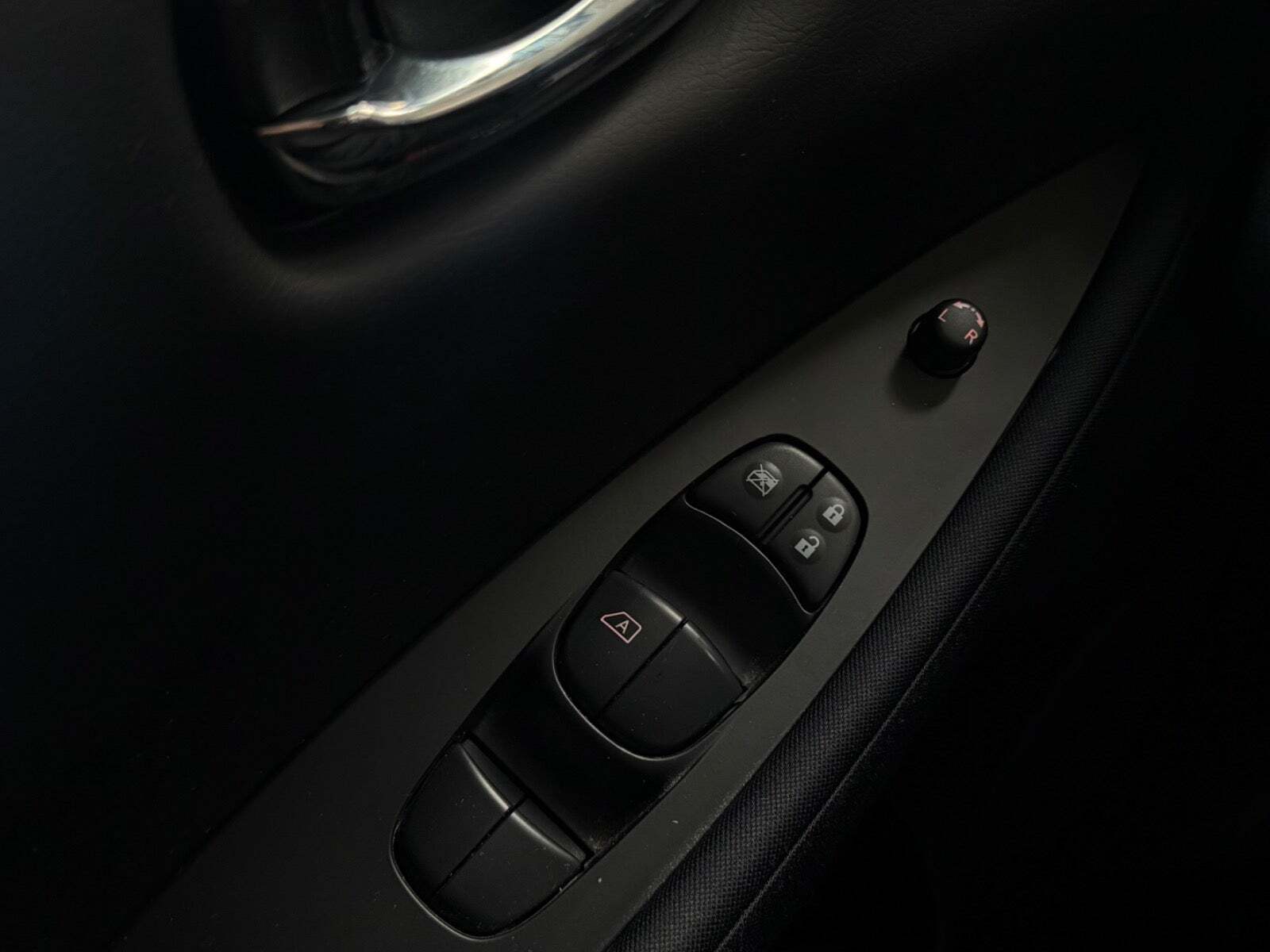 Hvid Nissan Leaf fra 2021