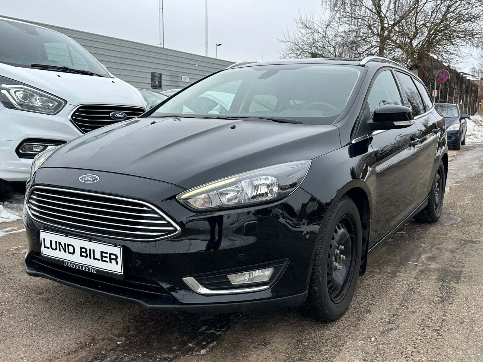 Sort Ford Focus fra 2018