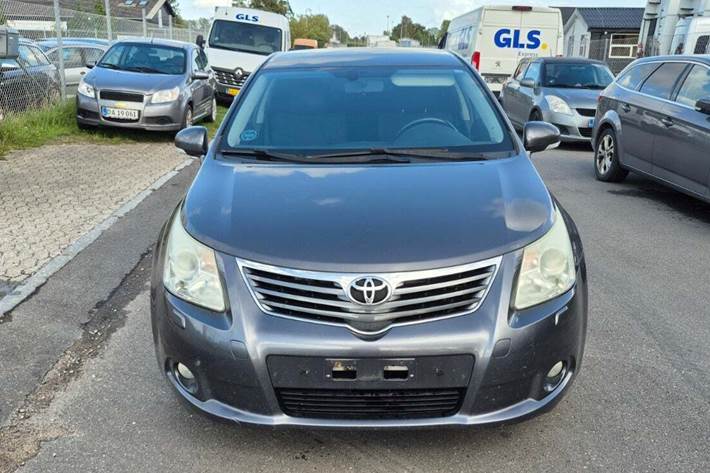 undefined Toyota Avensis fra 2009