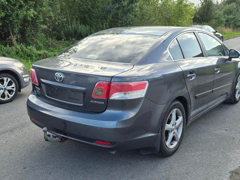 Toyota Avensis 2,0 D-4D T3
