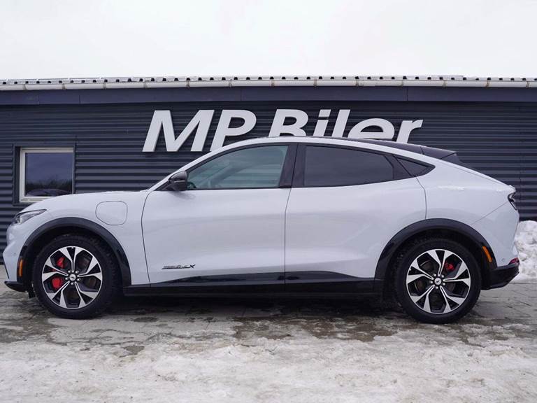 Ford Mustang Mach-E 88 Premium Extended Range