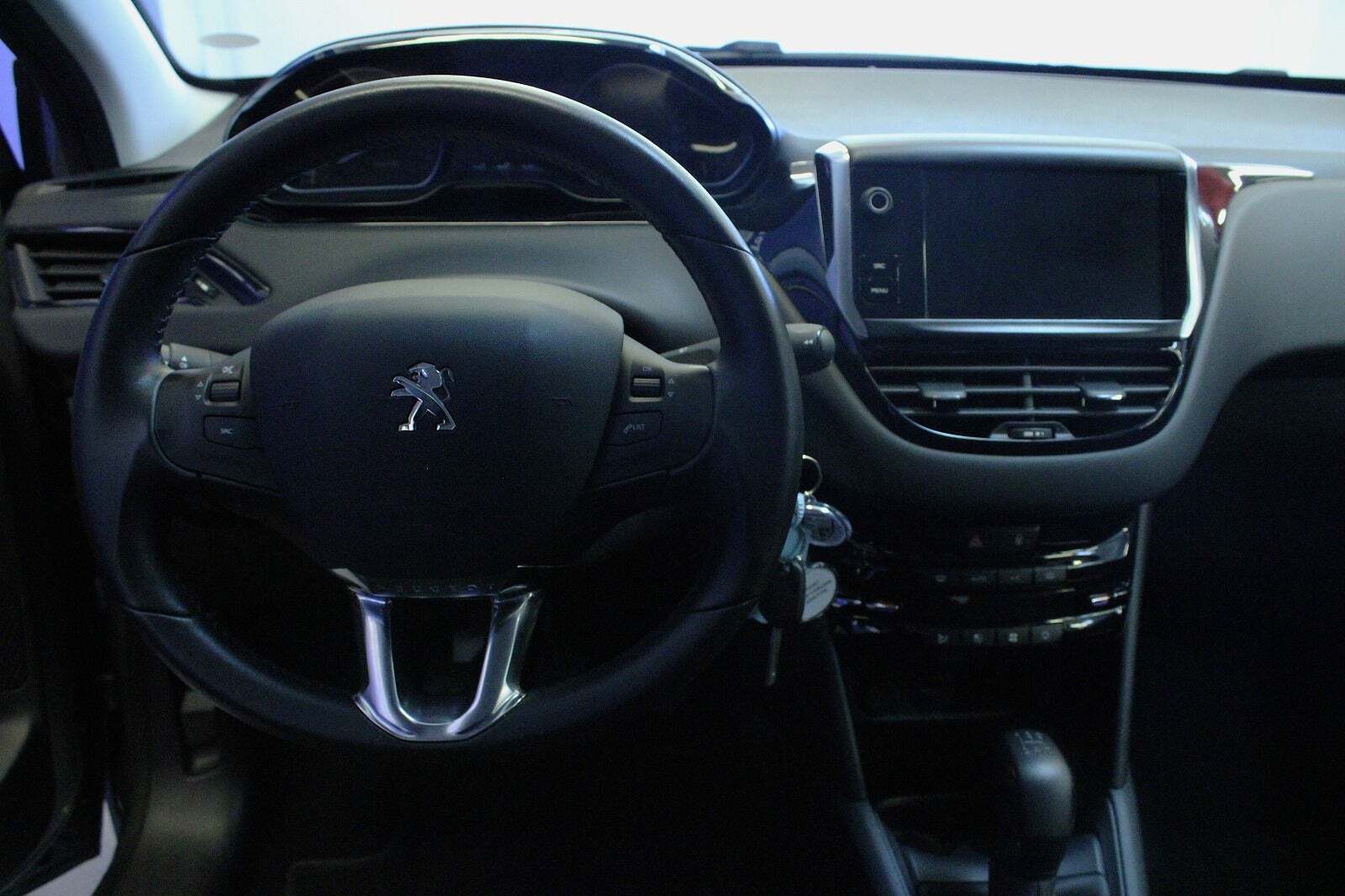 Peugeot 208 1,2 PureTech 82 Envy