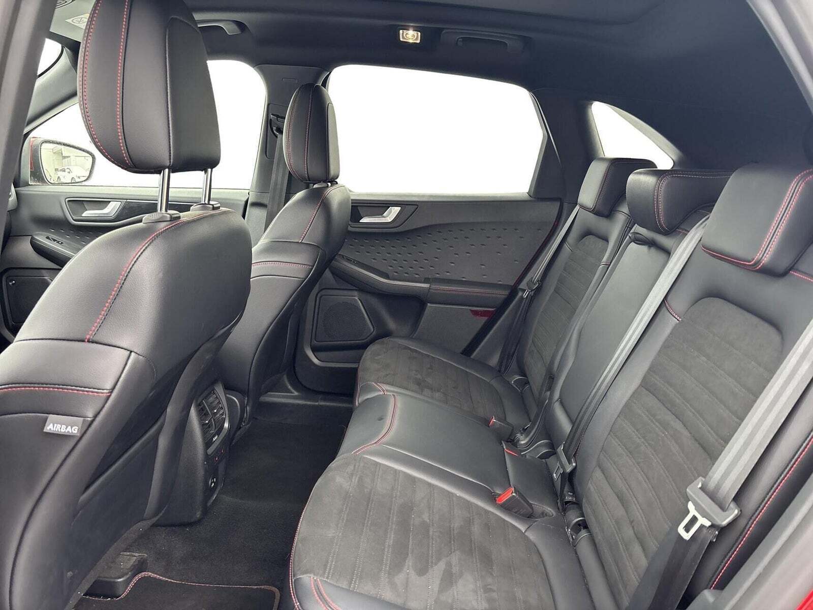 Ford Kuga 2,5 PHEV ST-Line X CVT