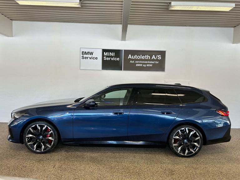 BMW i5 eDrive40 Touring Supercharged