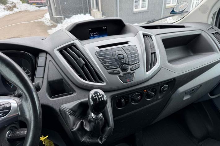 Sort Ford Transit 350 L2 Van fra 2017