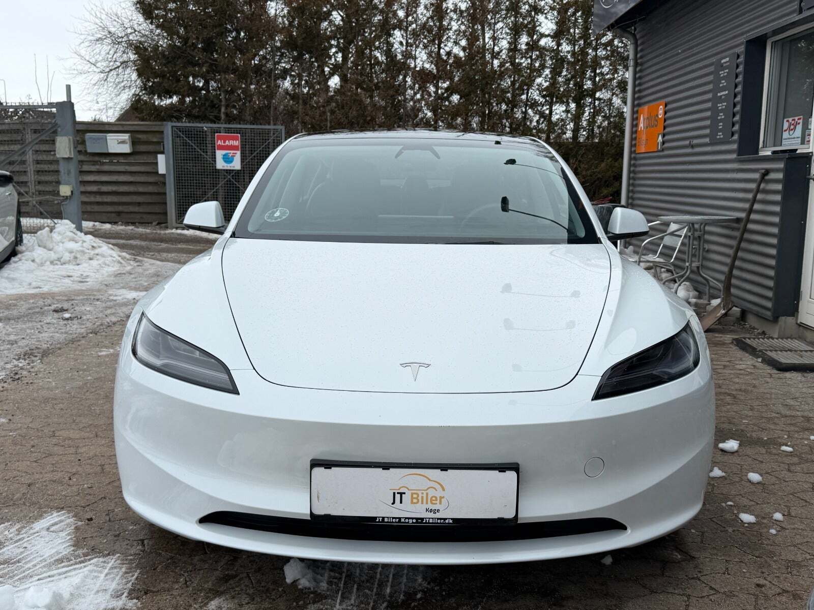 Tesla Model 3 RWD